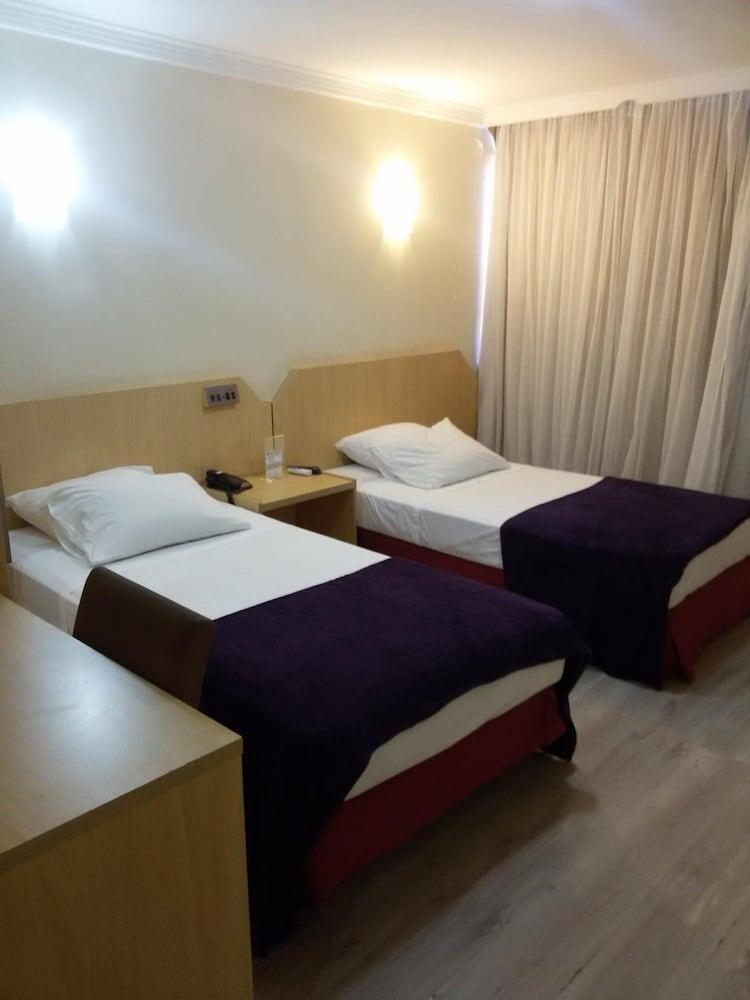 Airam Brasilia Hotel Екстер'єр фото