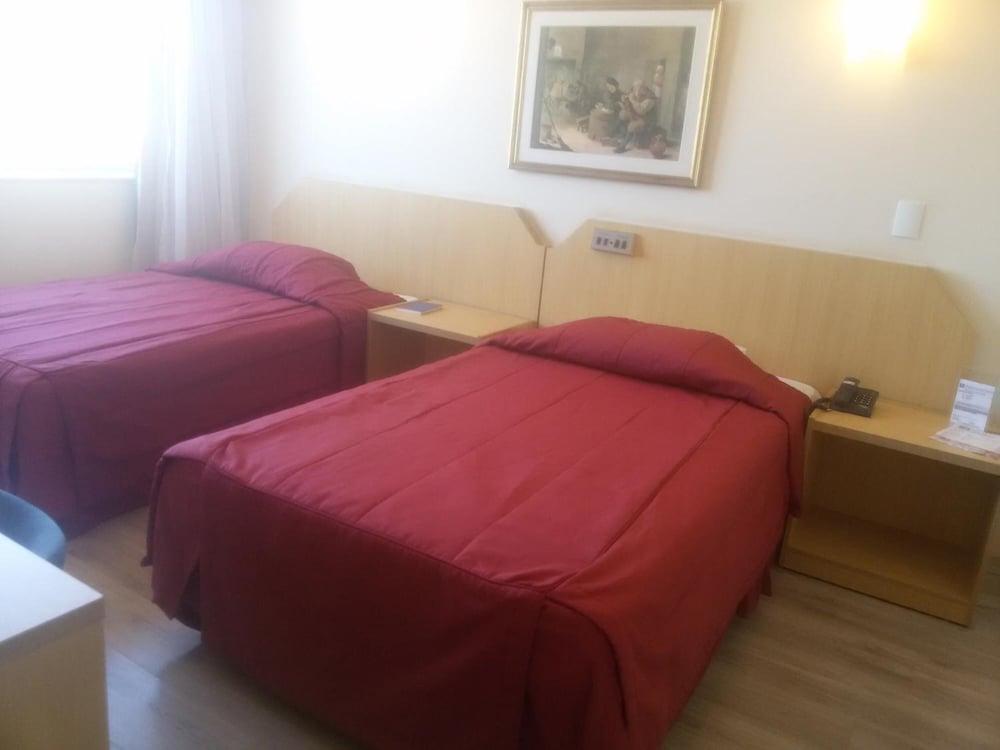 Airam Brasilia Hotel Екстер'єр фото